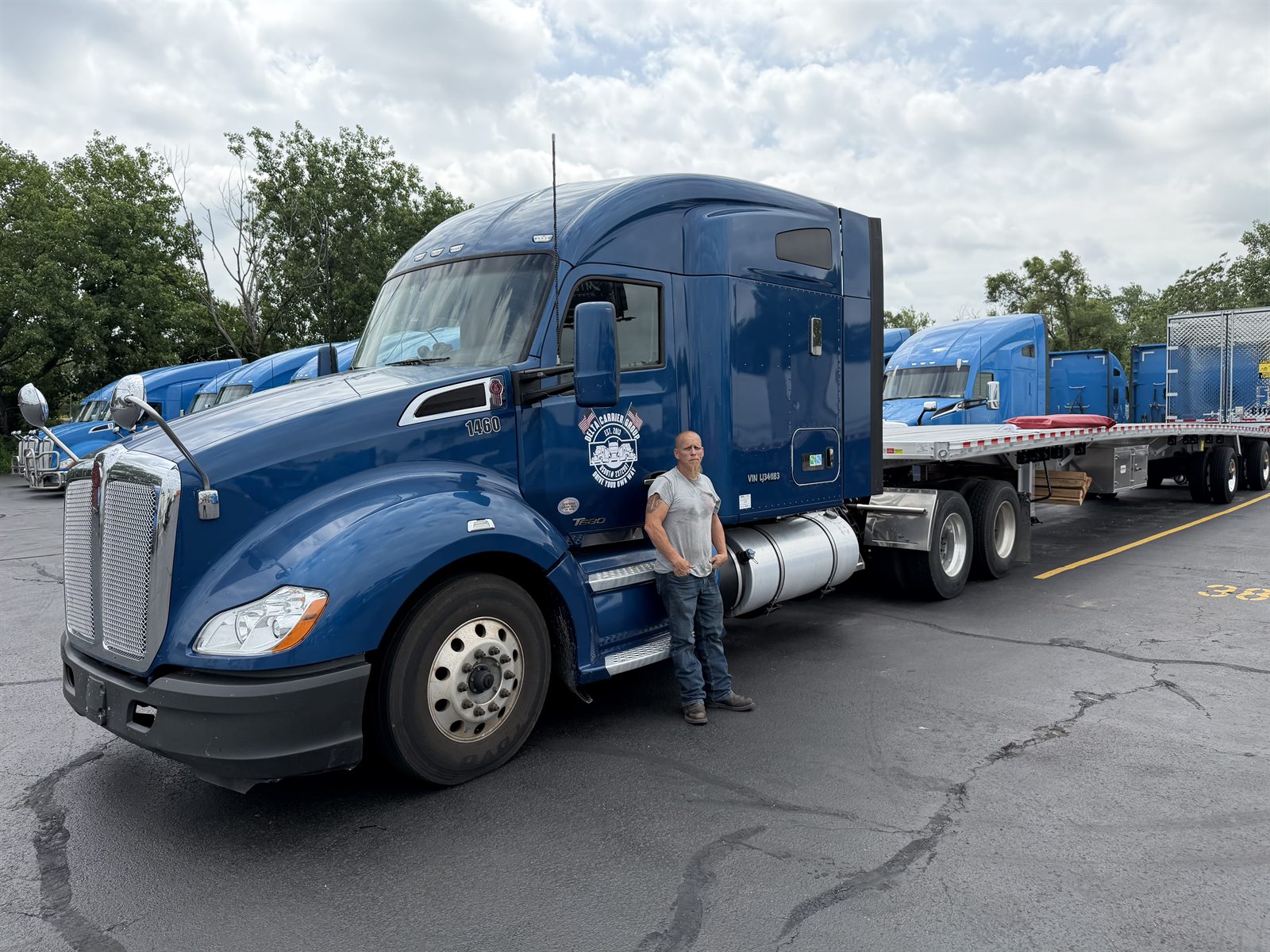 Delta driver Brian Majors with his Kenworth T680