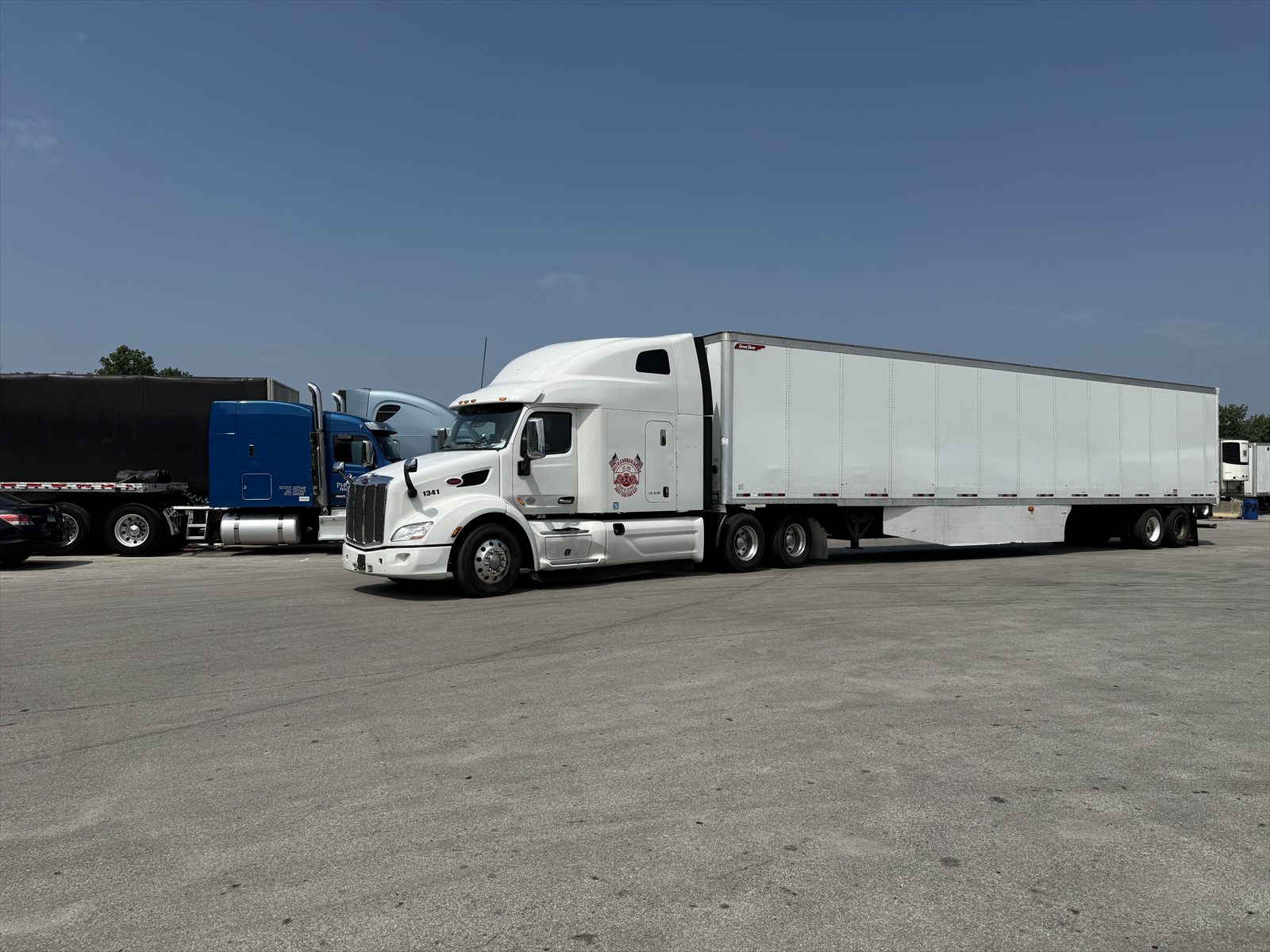 Delta Peterbilt 579 coupled to a 53-foot Great Dane dry van trailer, unit 1341